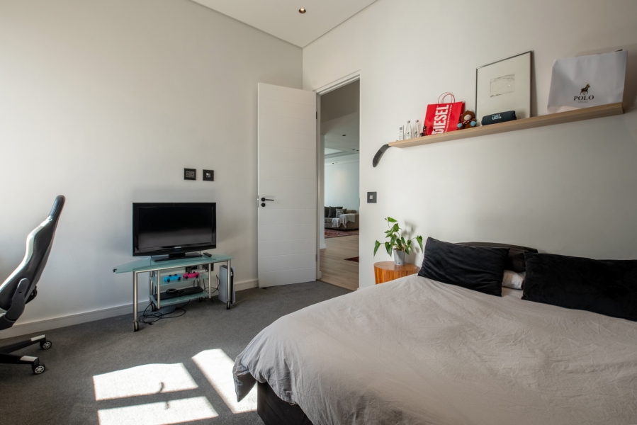 5 Bedroom Property for Sale in Val De Vie Estate Western Cape